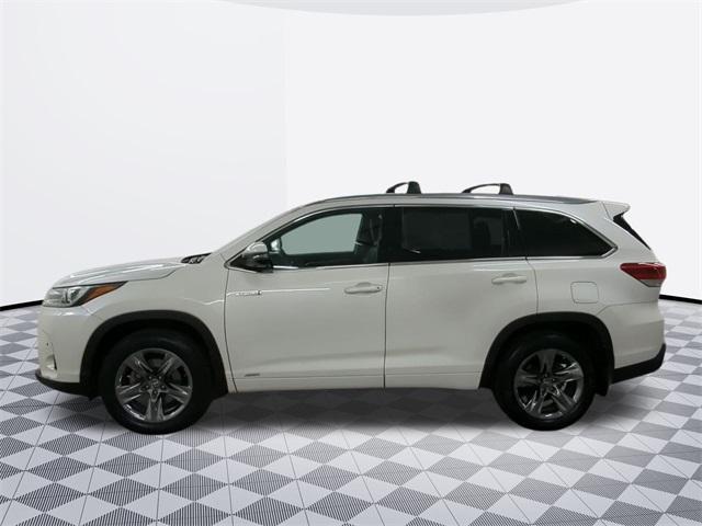 used 2019 Toyota Highlander Hybrid car, priced at $25,000