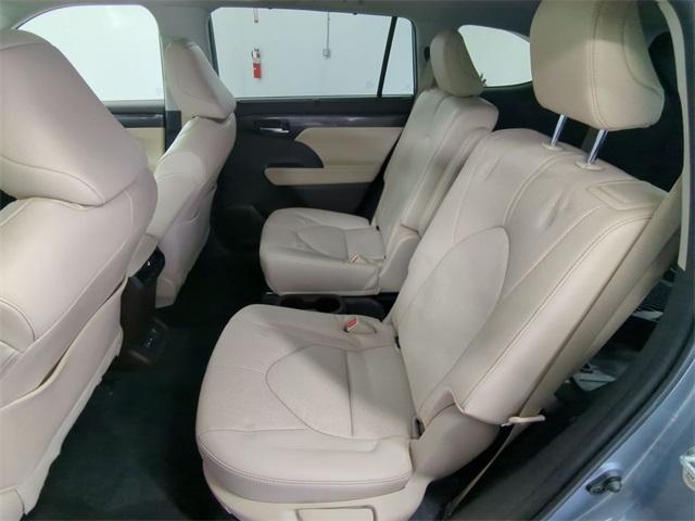 used 2022 Toyota Highlander Hybrid car, priced at $46,000