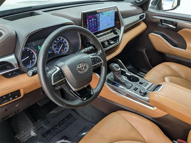 used 2022 Toyota Highlander car, priced at $41,000