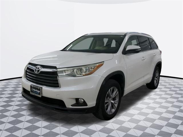 used 2015 Toyota Highlander car, priced at $18,000