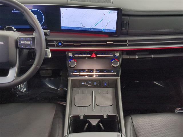 used 2025 Hyundai Santa Fe car, priced at $41,400
