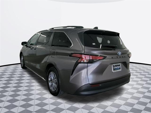 used 2022 Toyota Sienna car, priced at $43,500