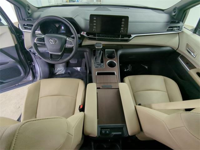 used 2022 Toyota Sienna car, priced at $43,500