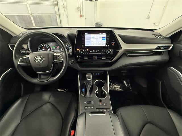 used 2022 Toyota Highlander car, priced at $37,000