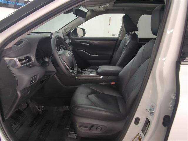 used 2023 Toyota Highlander Hybrid car, priced at $53,500