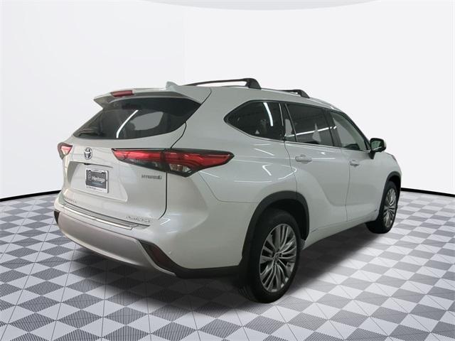 used 2023 Toyota Highlander Hybrid car, priced at $53,500