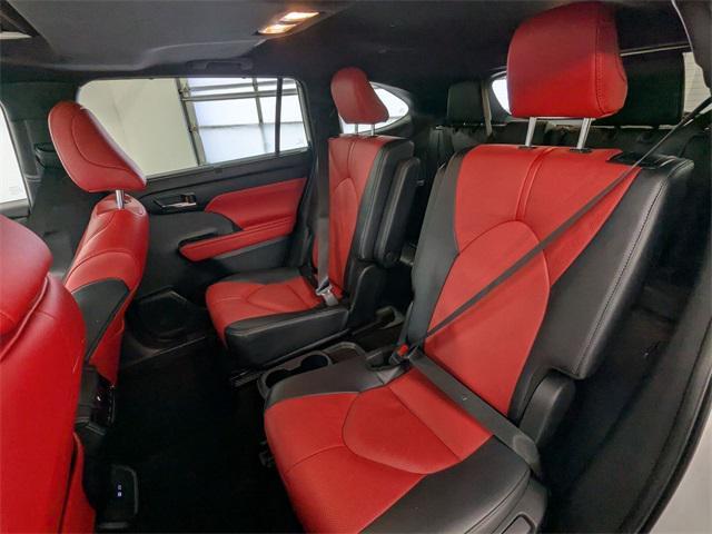 used 2024 Toyota Highlander car, priced at $37,878