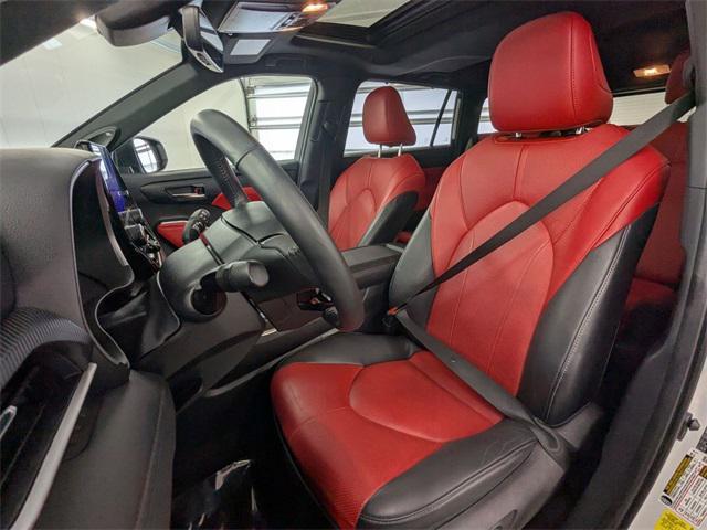 used 2024 Toyota Highlander car, priced at $37,878
