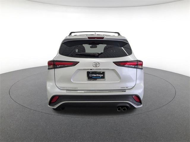used 2024 Toyota Highlander car, priced at $37,878