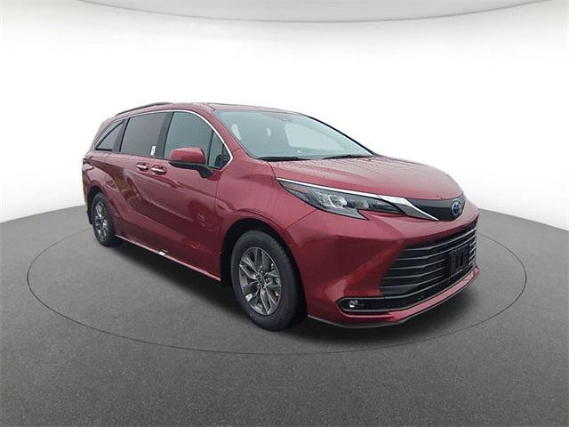 new 2025 Toyota Sienna car, priced at $59,820