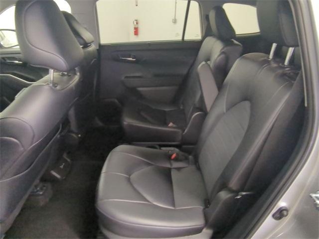 used 2024 Toyota Highlander car, priced at $42,500