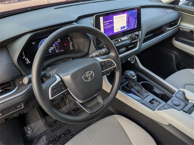 used 2025 Toyota Highlander car, priced at $47,911