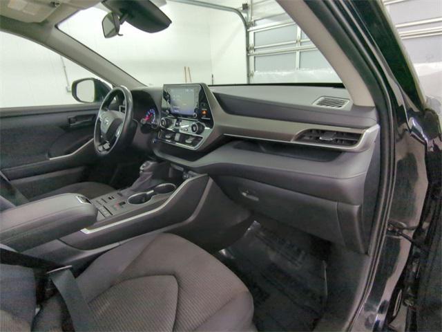 used 2020 Toyota Highlander car, priced at $25,000