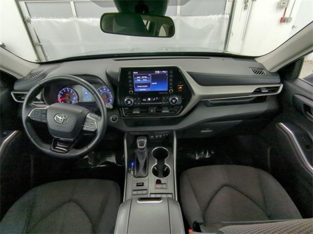 used 2020 Toyota Highlander car, priced at $25,000