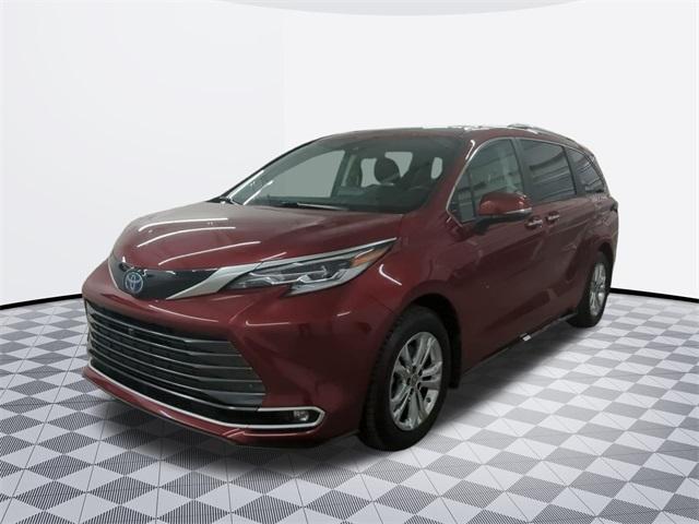 used 2023 Toyota Sienna car, priced at $52,500