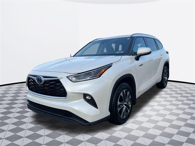 used 2021 Toyota Highlander Hybrid car, priced at $38,000