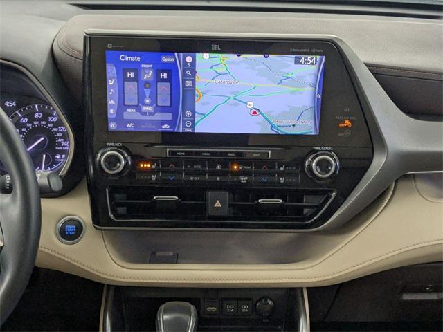 used 2020 Toyota Highlander car, priced at $27,800