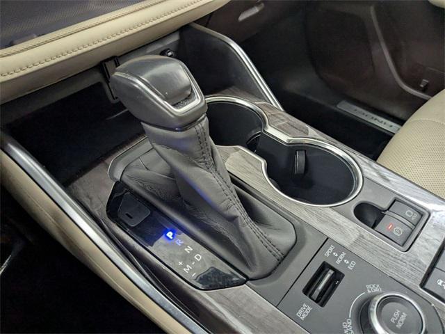 used 2020 Toyota Highlander car, priced at $27,800