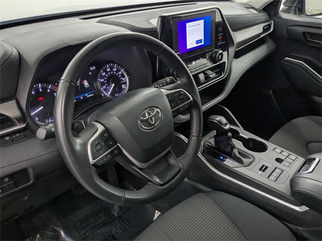 used 2024 Toyota Highlander car, priced at $34,750