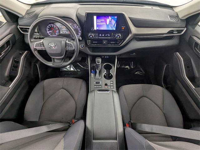 used 2024 Toyota Highlander car, priced at $35,000