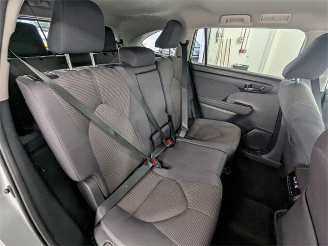 used 2024 Toyota Highlander car, priced at $35,000