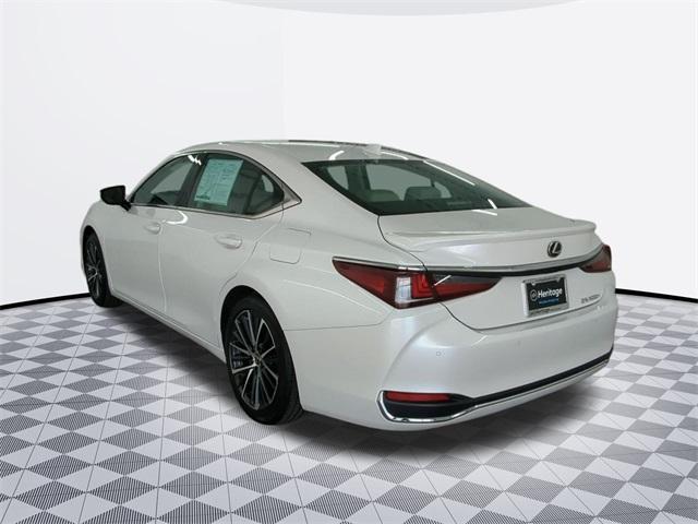 used 2023 Lexus ES 300h car, priced at $40,500