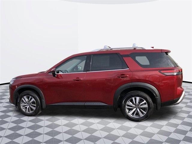 used 2022 Nissan Pathfinder car, priced at $32,000