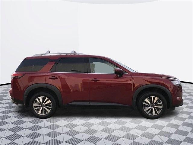 used 2022 Nissan Pathfinder car, priced at $32,000
