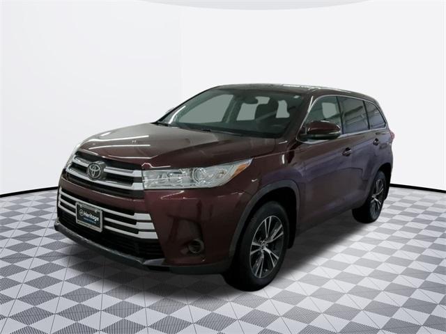 used 2019 Toyota Highlander car, priced at $26,500