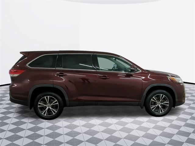 used 2019 Toyota Highlander car, priced at $26,500