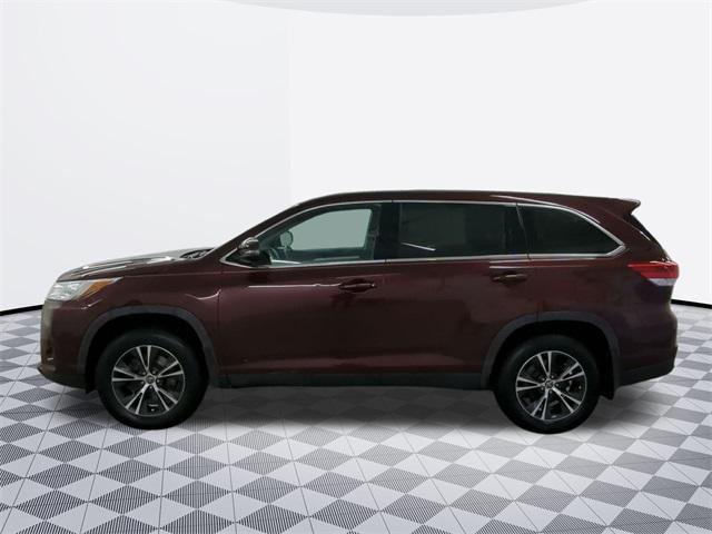 used 2019 Toyota Highlander car, priced at $26,500