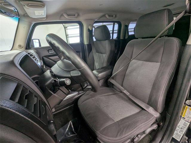 used 2008 Hummer H3 car, priced at $9,900