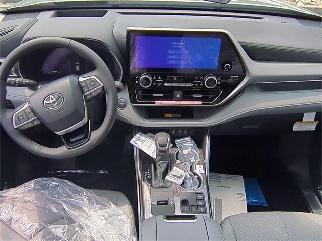 new 2025 Toyota Grand Highlander car, priced at $47,598