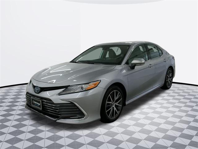 used 2022 Toyota Camry Hybrid car, priced at $28,000
