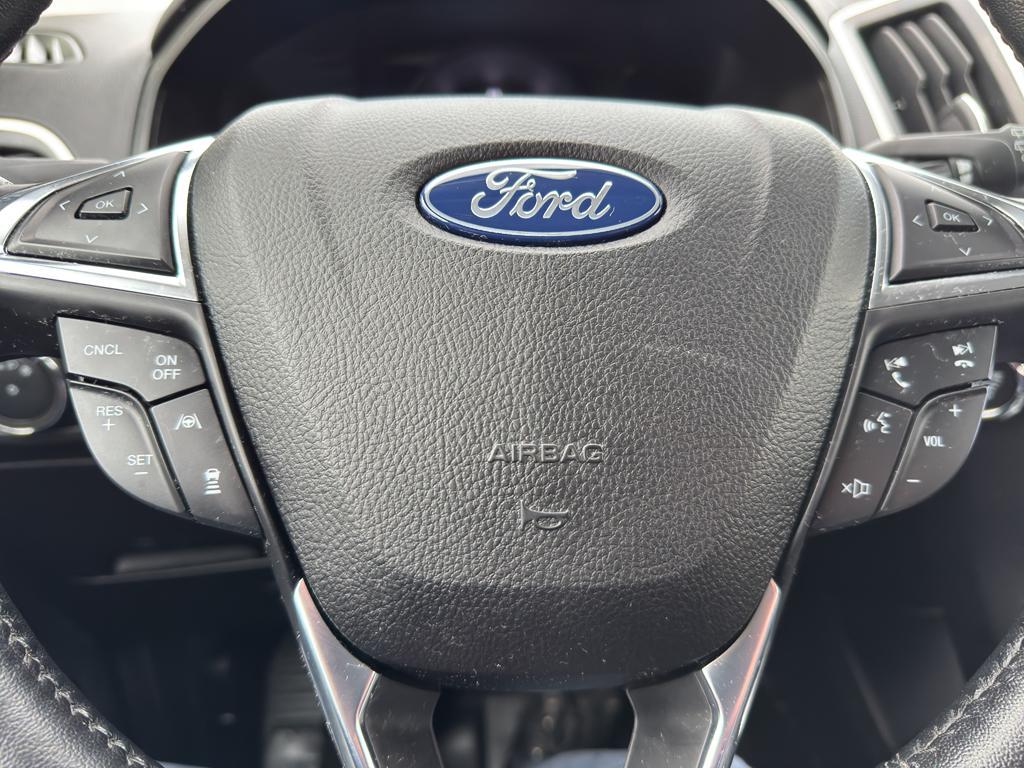 used 2022 Ford Edge car, priced at $26,995