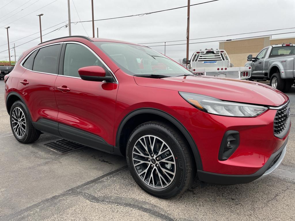 new 2025 Ford Escape car, priced at $39,158