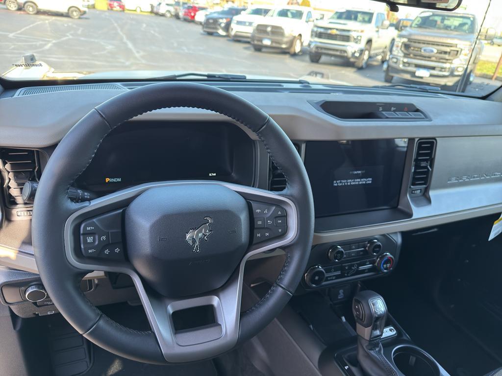 new 2025 Ford Bronco car