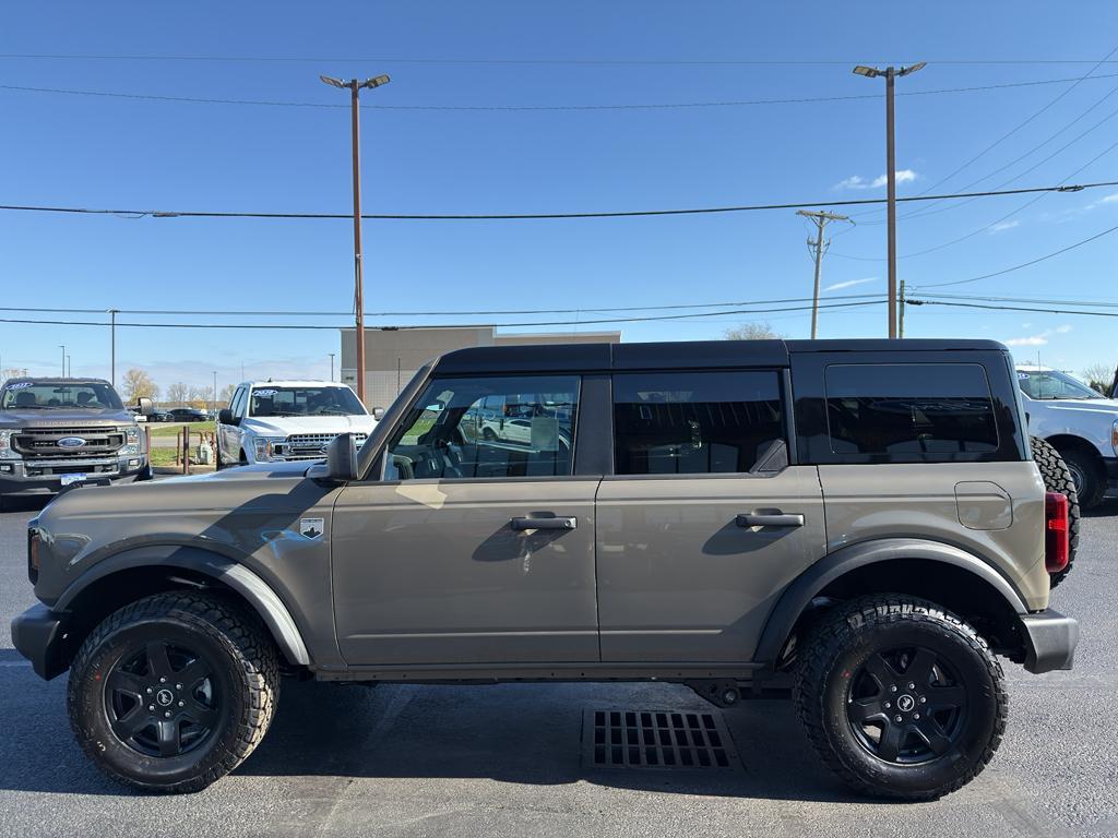 new 2025 Ford Bronco car