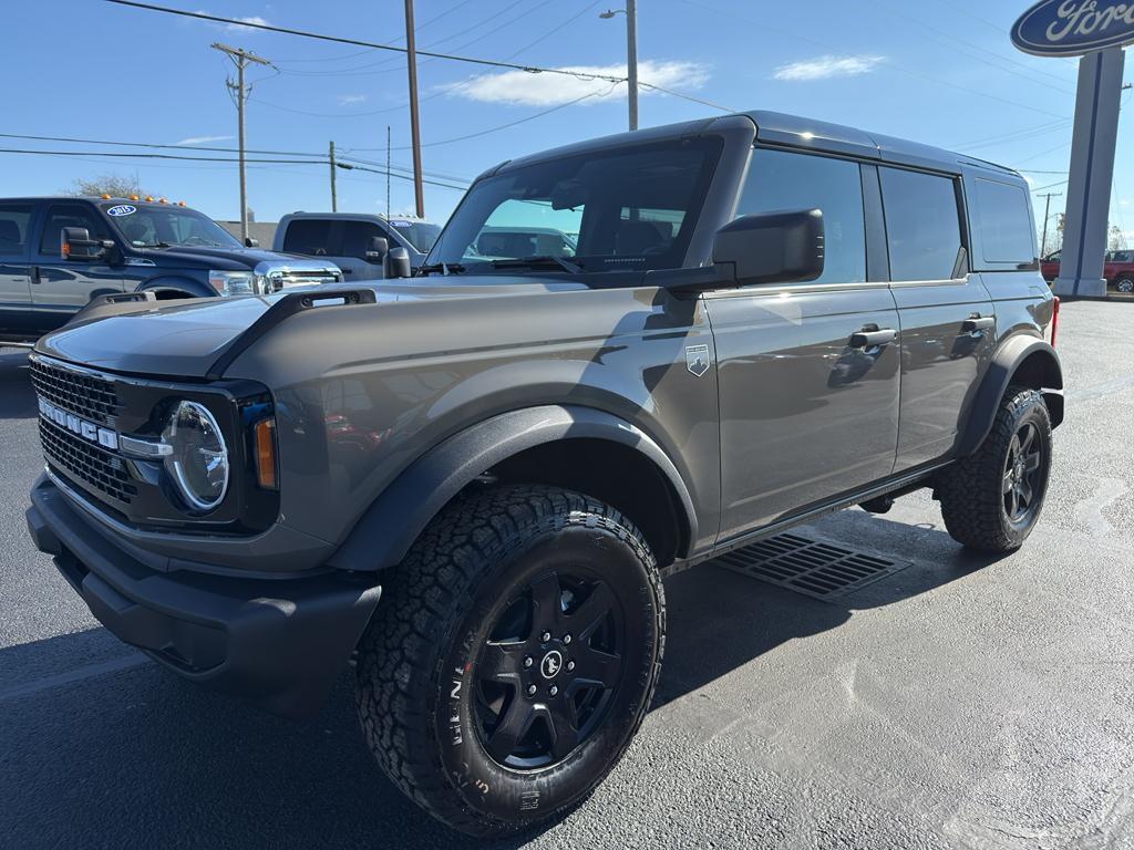 new 2025 Ford Bronco car