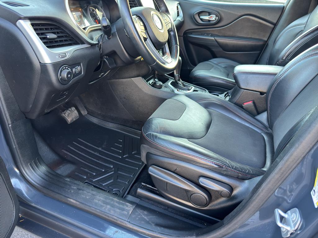 used 2017 Jeep Cherokee car, priced at $9,995