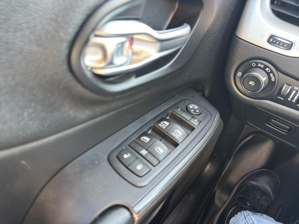 used 2017 Jeep Cherokee car, priced at $9,995