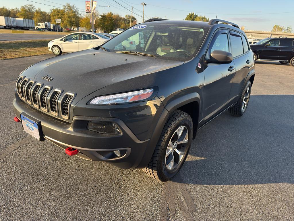 used 2017 Jeep Cherokee car, priced at $9,995