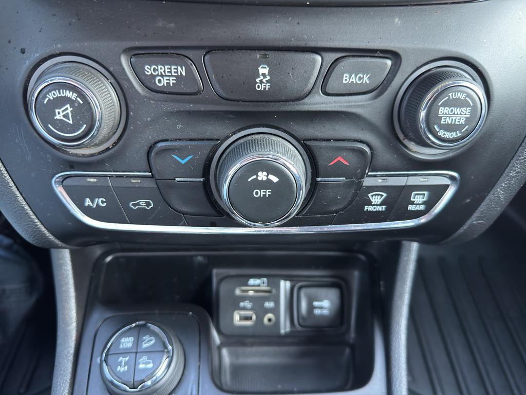 used 2017 Jeep Cherokee car, priced at $9,995