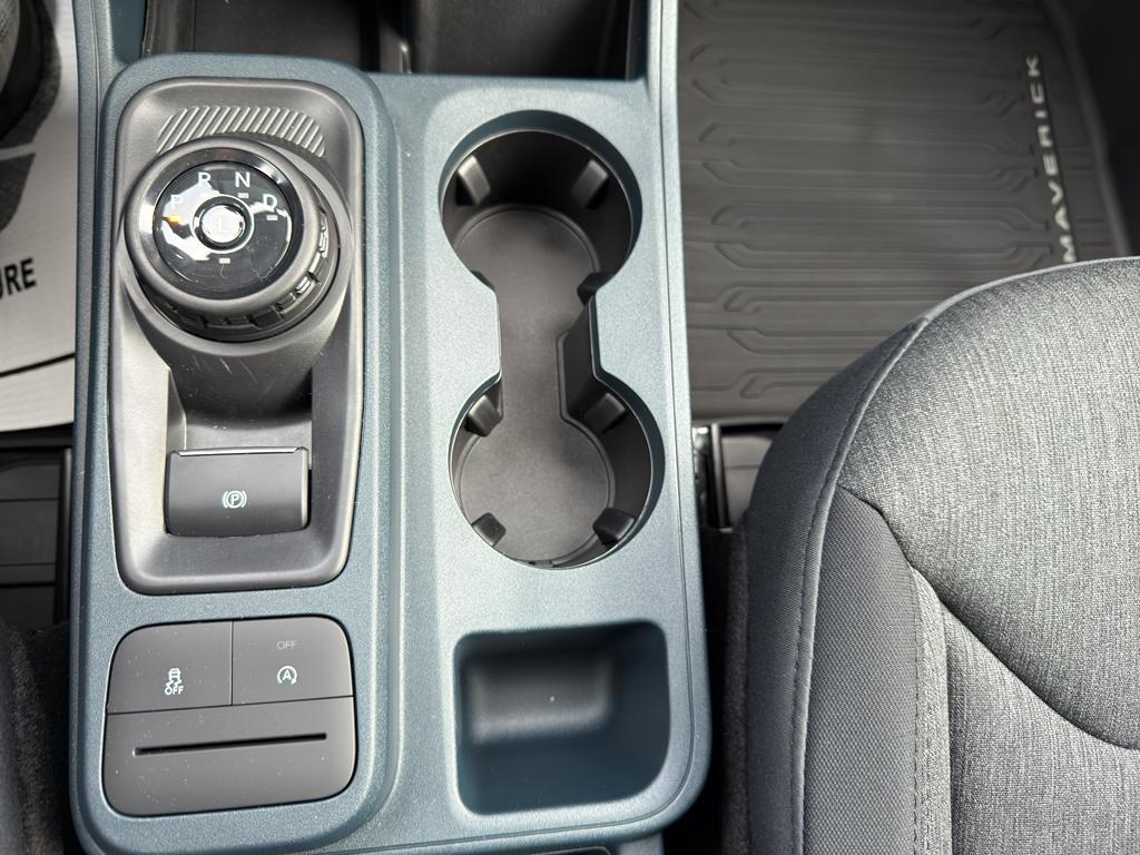 new 2025 Ford Maverick car, priced at $37,038