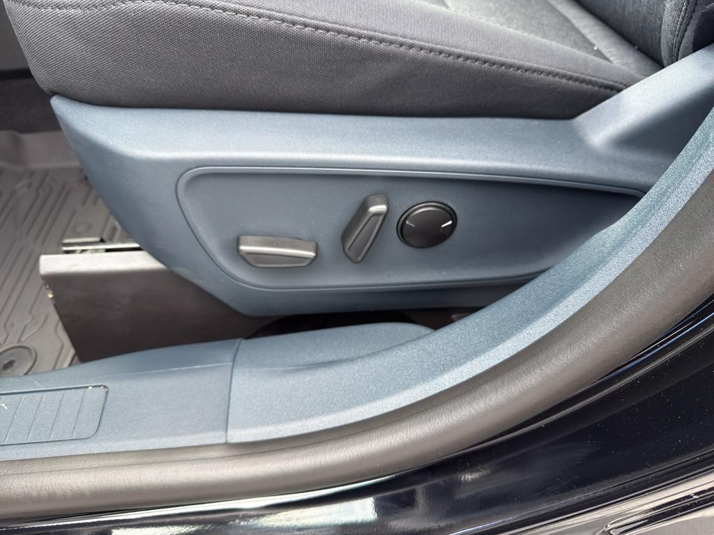 new 2025 Ford Maverick car, priced at $37,038