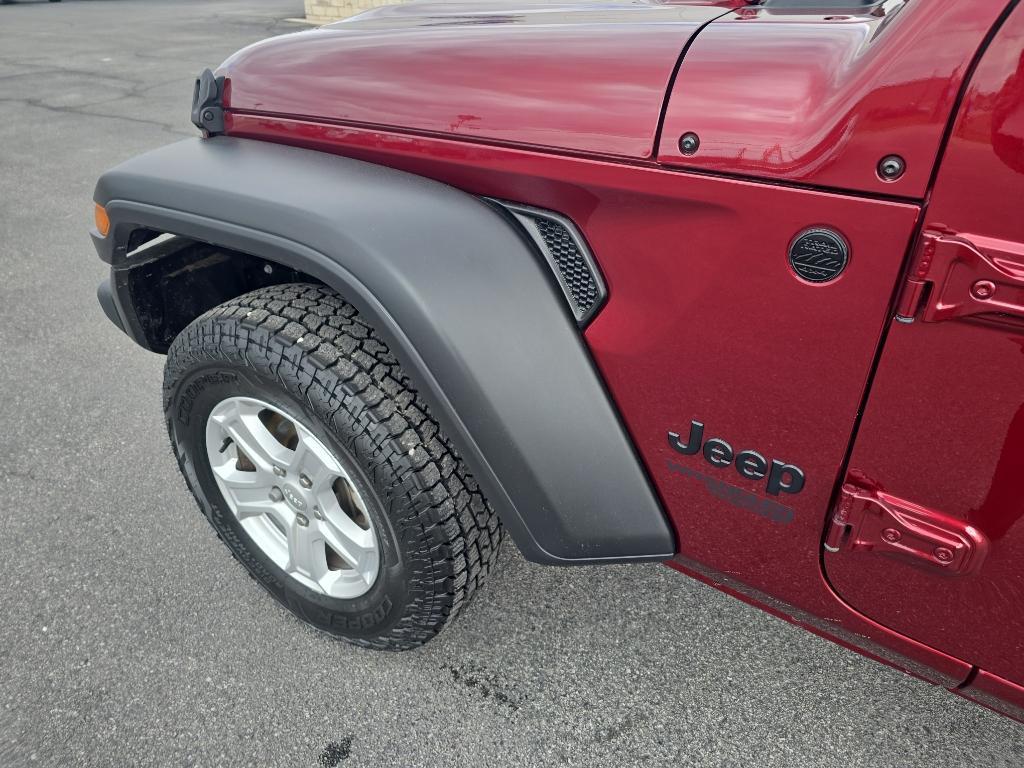 used 2021 Jeep Wrangler car, priced at $29,995