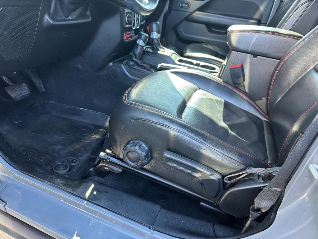 used 2018 Jeep Wrangler Unlimited car, priced at $27,995