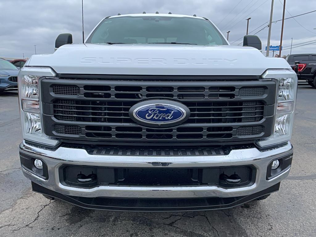 new 2024 Ford F-350 car, priced at $57,659