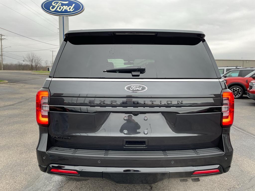 new 2024 Ford Expedition car, priced at $83,572