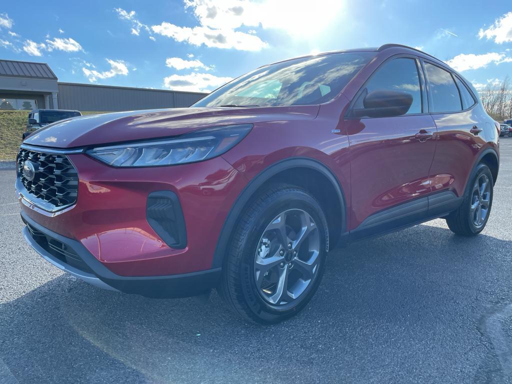 new 2025 Ford Escape car, priced at $32,595